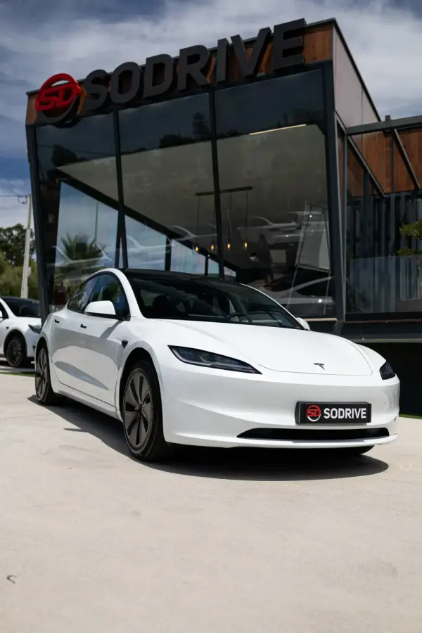 Tesla Model 3 Tração Traseira Premium 17