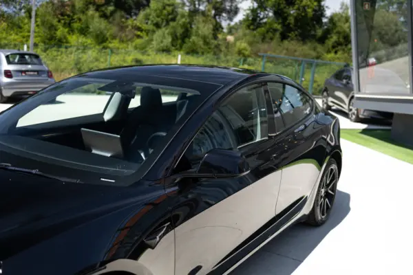 Tesla Model 3 Standard Range Plus RWD 14