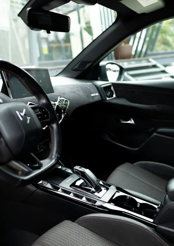 DS DS3 Crossback 1.2 PureTech Performance Line EAT8 27