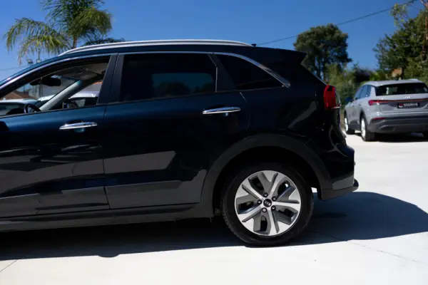 Kia e-Niro 64kWh 18