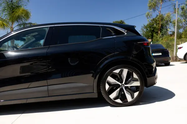 Renault Mégane E-Tech EV60 220hp optimum charge Techno 14