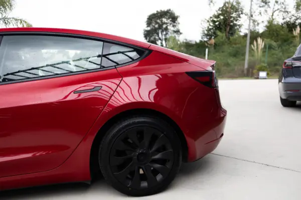 Tesla Model 3 Standard Range Plus RWD 11