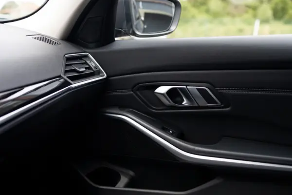 BMW 320 d Line Sport Auto 23