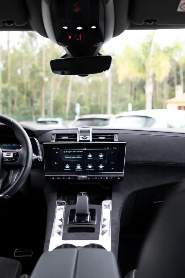 DS DS7 Crossback E-Tense Performance Line EAT8 13