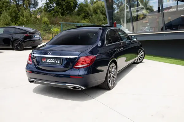 Mercedes-Benz E 350 e Avantgarde 14