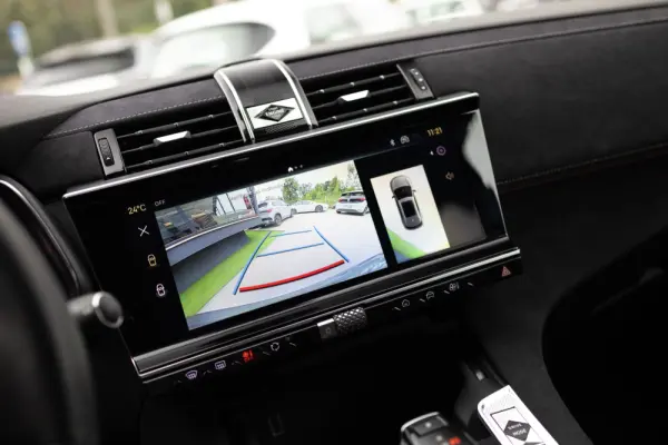 DS DS7 Crossback E-Tense Performance Line EAT8 6
