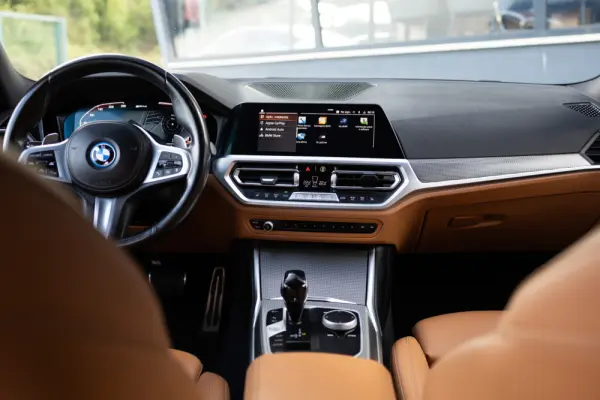 BMW 320 e Aut. M Sport 17