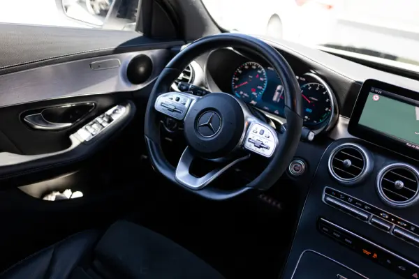 Mercedes-Benz C 300 de AMG Line 25