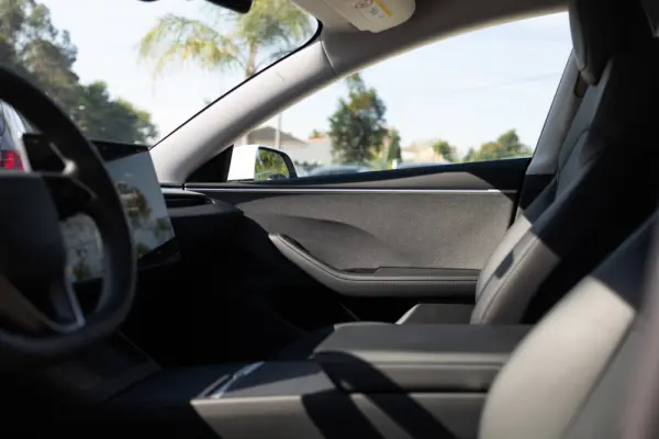 Tesla Model 3 Tração Traseira 8