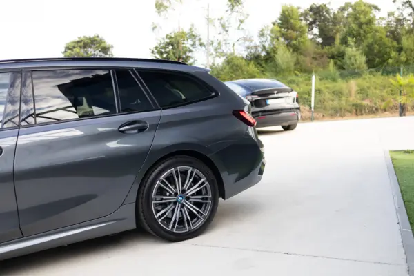 BMW 320 e Aut. M Sport 11
