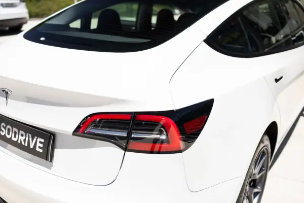 Tesla Model 3 Long Range Tração Integral 19