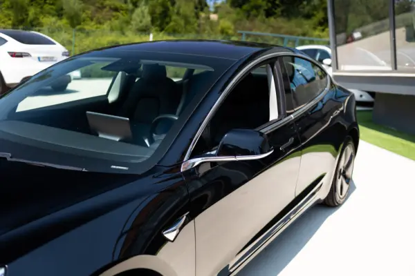 Tesla Model 3 Long-Range Dual Motor AWD 15