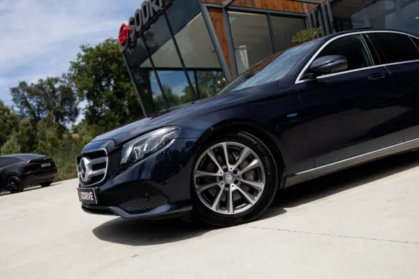 Mercedes-Benz E 350 e Avantgarde 24