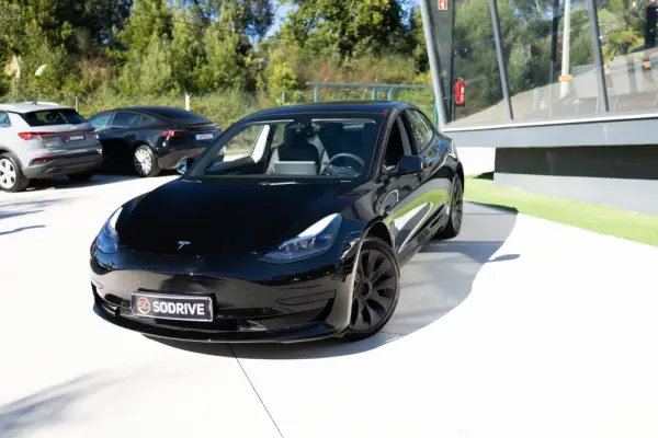Tesla Model 3 Long-Range Dual Motor AWD 7