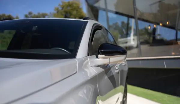 DS DS7 Crossback E-Tense Performance Line EAT8 17