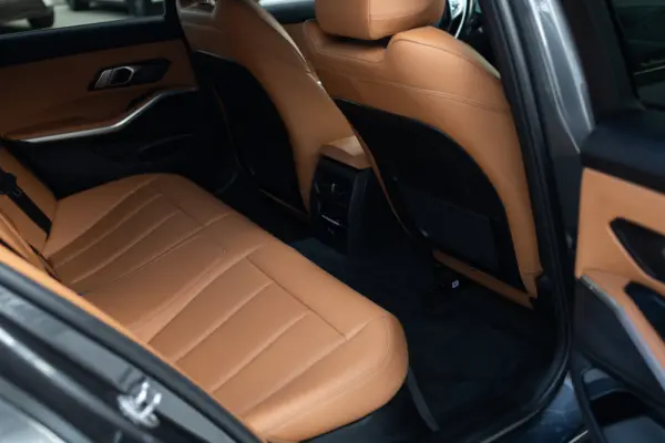 BMW 320 e Aut. M Sport 26