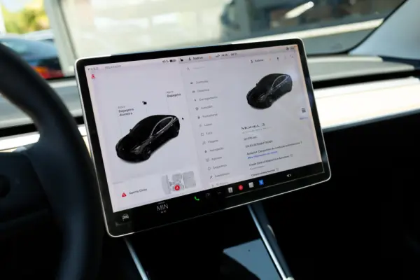 Tesla Model 3 Standard Range Plus RWD 9