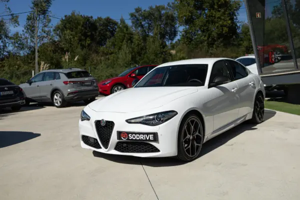 Alfa Romeo Giulia 2.2 D Super AT8 15
