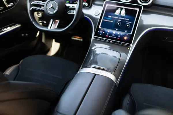 Mercedes-Benz C 300 e AMG Line 10