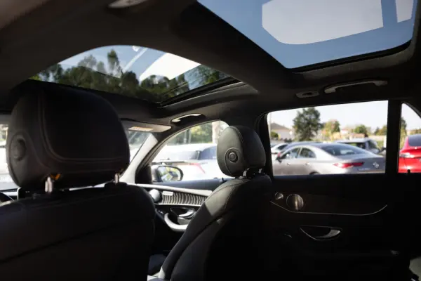 Mercedes-Benz GLC 250 d 4Matic 9G-TRONIC AMG Line 11
