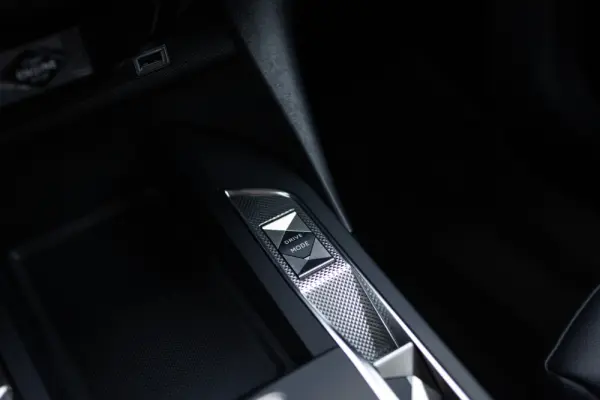 DS DS3 Crossback E-Tense Performance Line 25