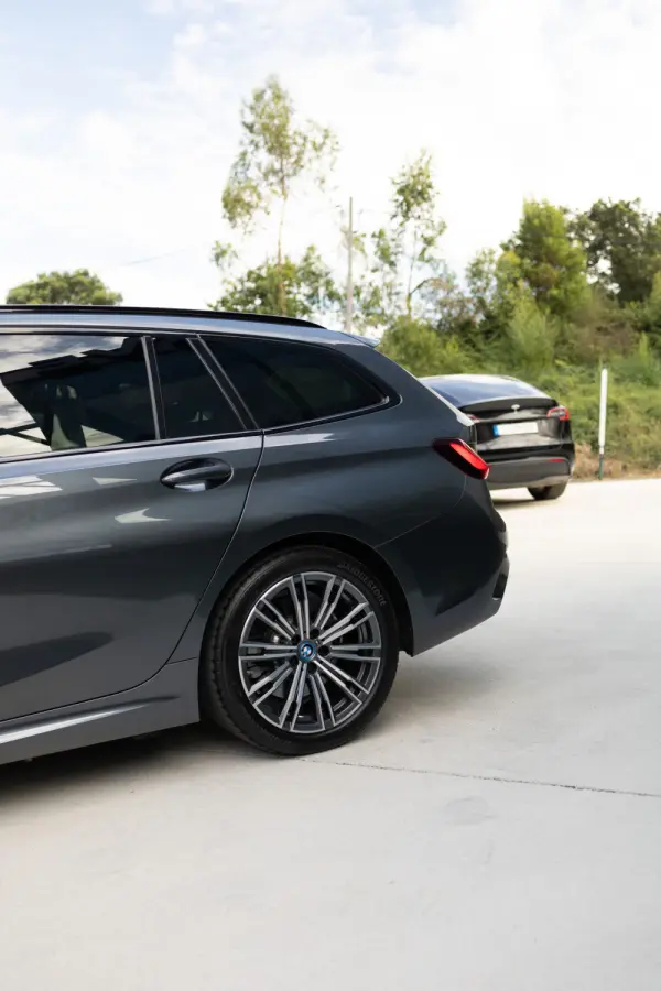 BMW 320 e Aut. M Sport 12