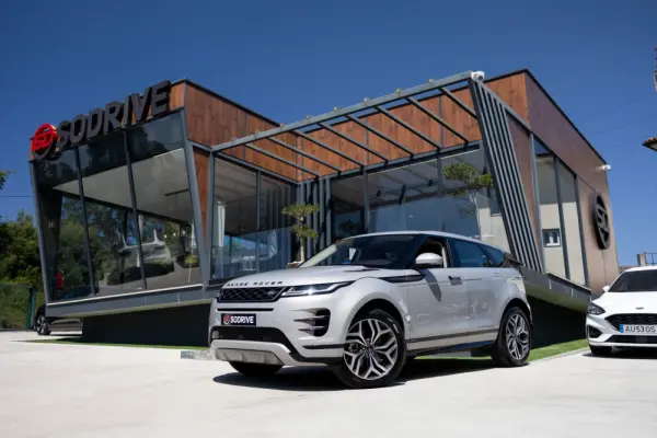 Land Rover Range Rover Evoque P300e R-Dynamic HSE 1
