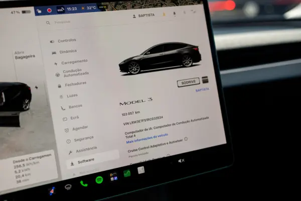 Tesla Model 3 Tração Traseira Premium 10