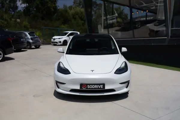 Tesla Model 3 Standard RWD Plus 6