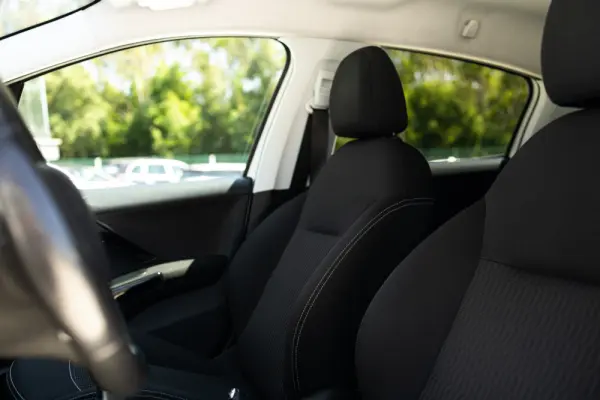 Peugeot 208 1.6 BlueHDi Style 23