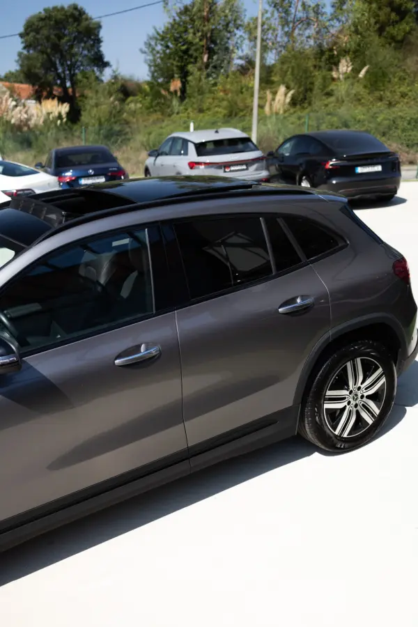 Mercedes-Benz EQA 350 4Matic Progressive 14
