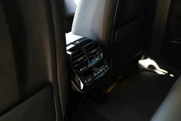 BMW iX xDrive 40 Pack Desportivo 35