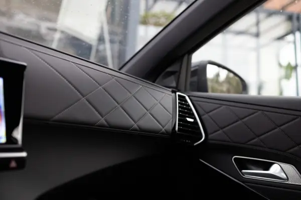 DS DS7 Crossback E-Tense Rivoli EAT8 23