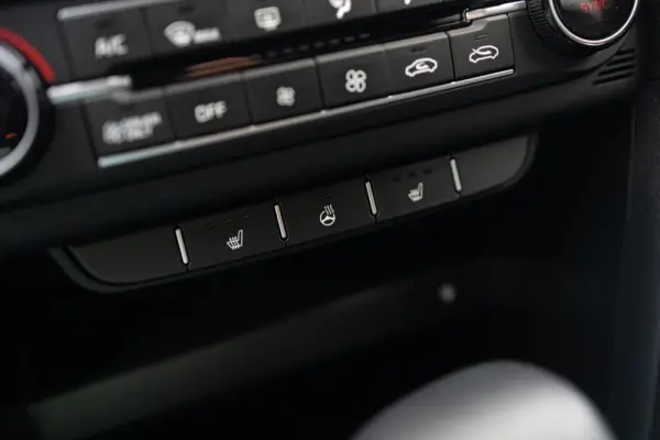 Kia XCeed 1.6 GDI DCT6 OPF PLATINUM 21