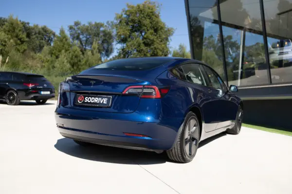 Tesla Model 3 Long-Range Dual Motor AWD 6