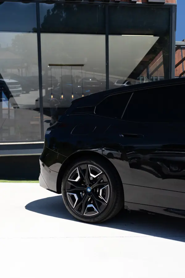 BMW iX xDrive 40 Pack Desportivo 45