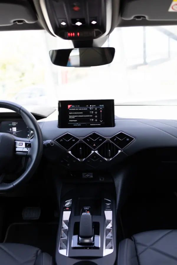 DS DS3 Crossback E-Tense Performance Line 42