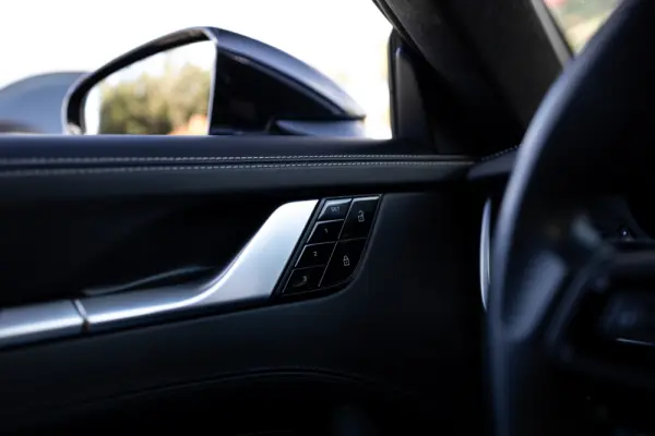 Porsche 911 (992) Turbo S PDK 48