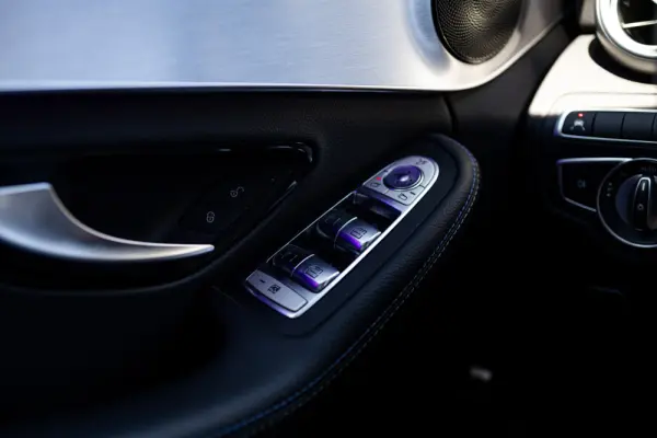 Mercedes-Benz C 300 de AMG Line 22