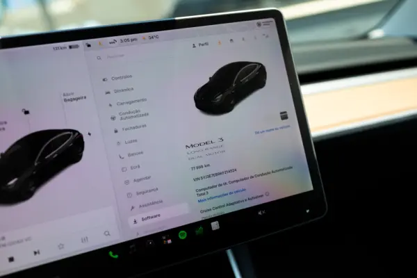 Tesla Model 3 Long-Range Dual Motor AWD 9