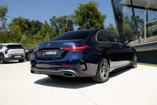 Mercedes-Benz C 300 e AMG Line 33