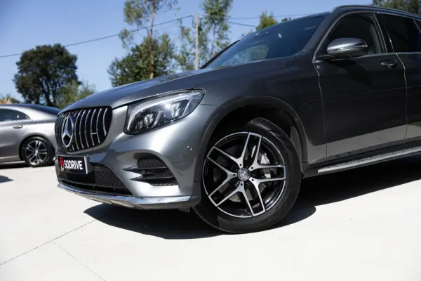Mercedes-Benz GLC 250 d 4Matic 9G-TRONIC AMG Line 9