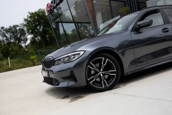 BMW 320 d Line Sport Auto 7