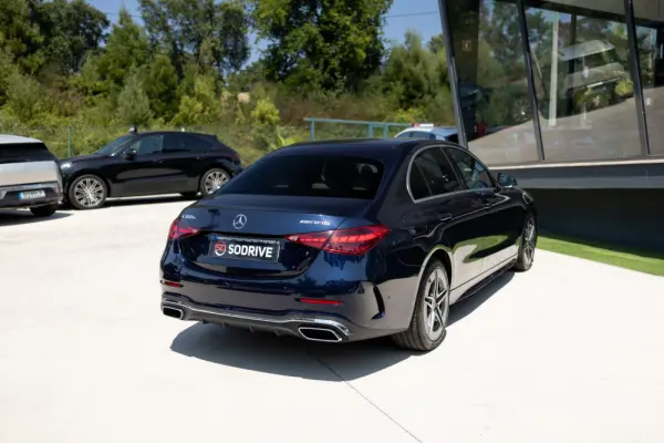 Mercedes-Benz C 300 e AMG Line 5