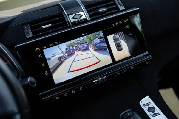 DS DS7 Crossback E-Tense Performance Line EAT8 25