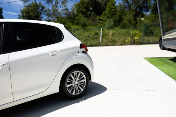 Peugeot 208 1.6 BlueHDi Style 8