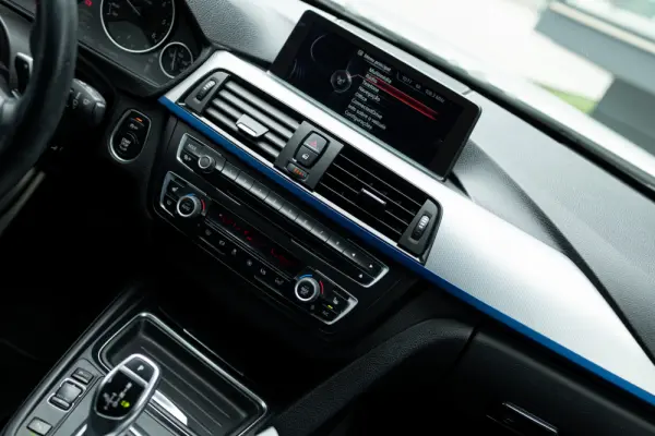 BMW 320 d xDrive Aut. M Sport 27