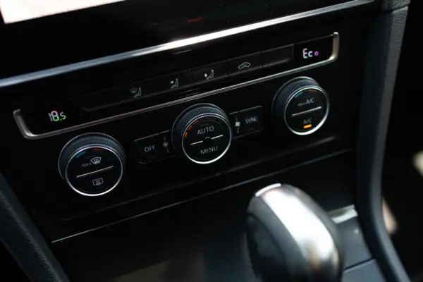 Volkswagen e-Golf Standard 21