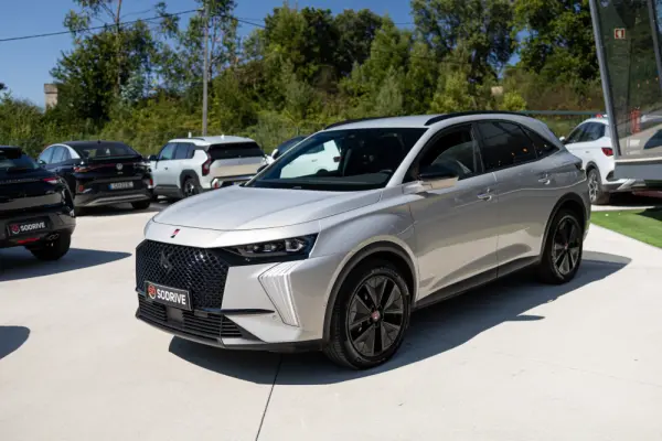 DS DS7 Crossback E-Tense Performance Line EAT8 4