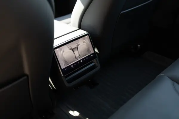 Tesla Model 3 Tração Traseira 21